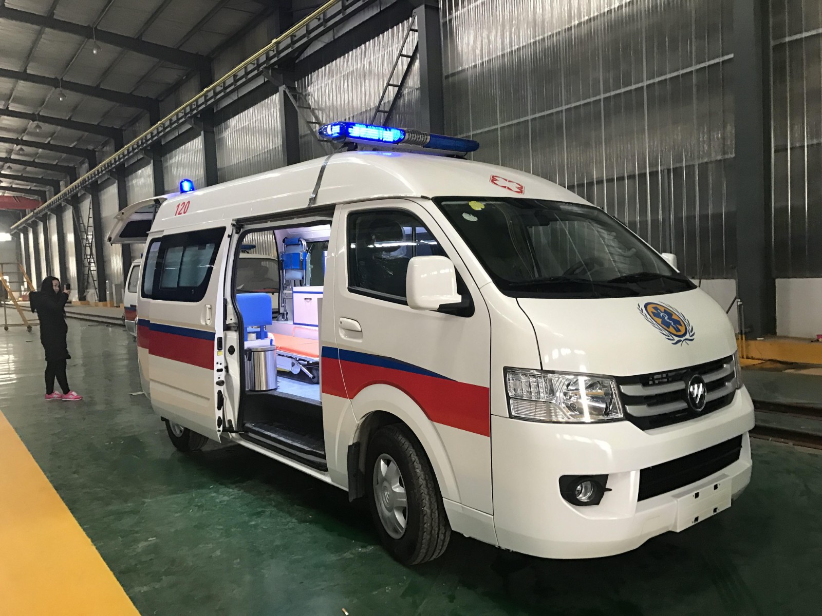平凉救护车转院